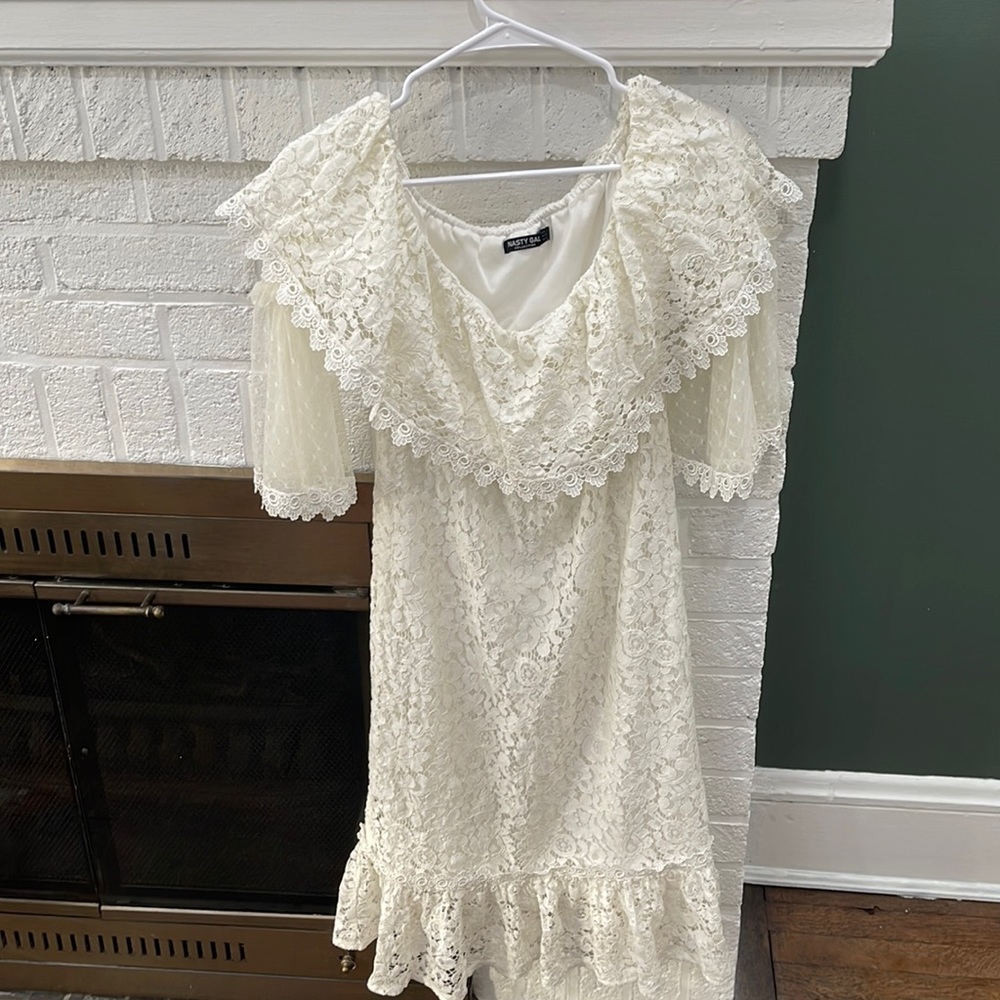 Nasty gal lace dress size 6
